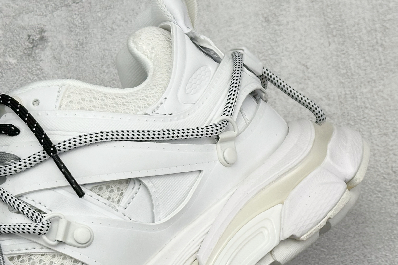 480 O Balenciaga Sneaker Tess s.Gomma 巴黎3.0 三代户外网面概念鞋 800592WTRHK