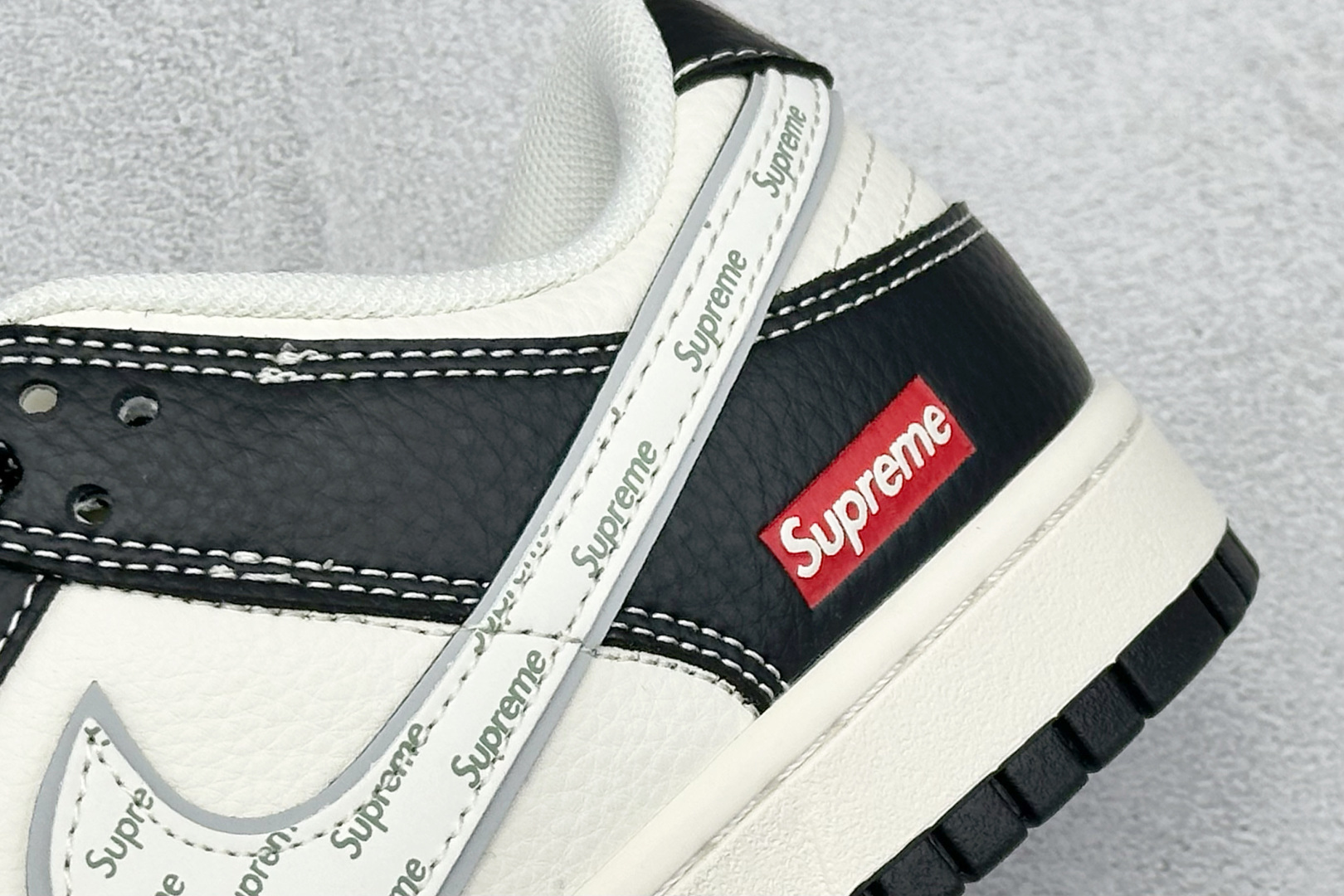 280 Nike SB Dunk Low Supreme联名 米黑银 高端定制 低帮休闲板鞋 HH7518-099