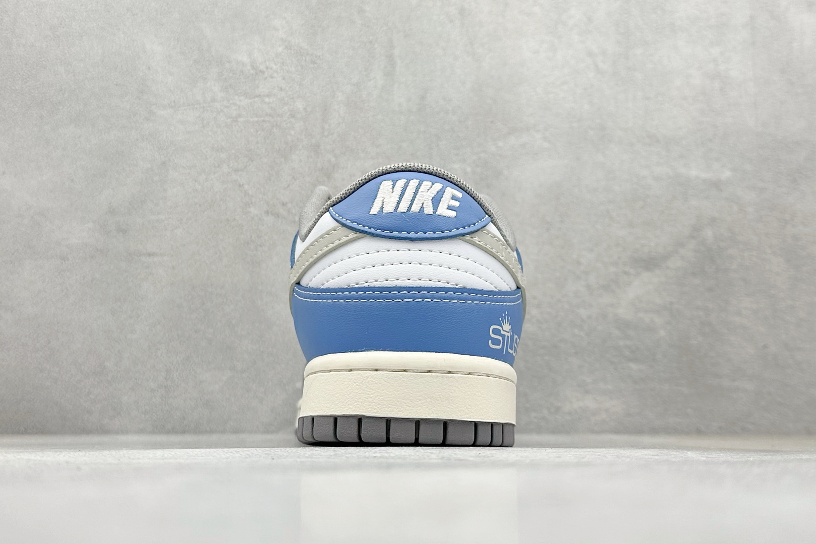 Nike SB Dunk Low x Stussy 灰白蓝小勾 HS2506-233