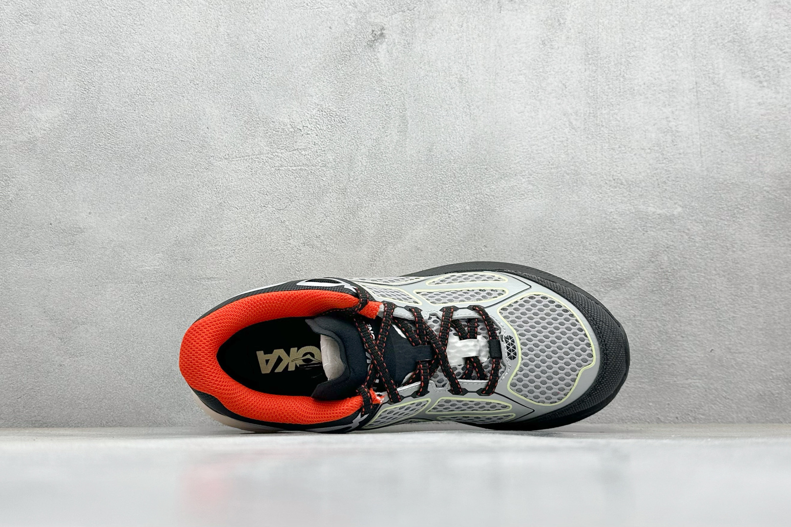 200 HOKA ONE ONE Clifton ONE9 克里夫顿9代专业性能减震公路跑步鞋 1155370/HBN