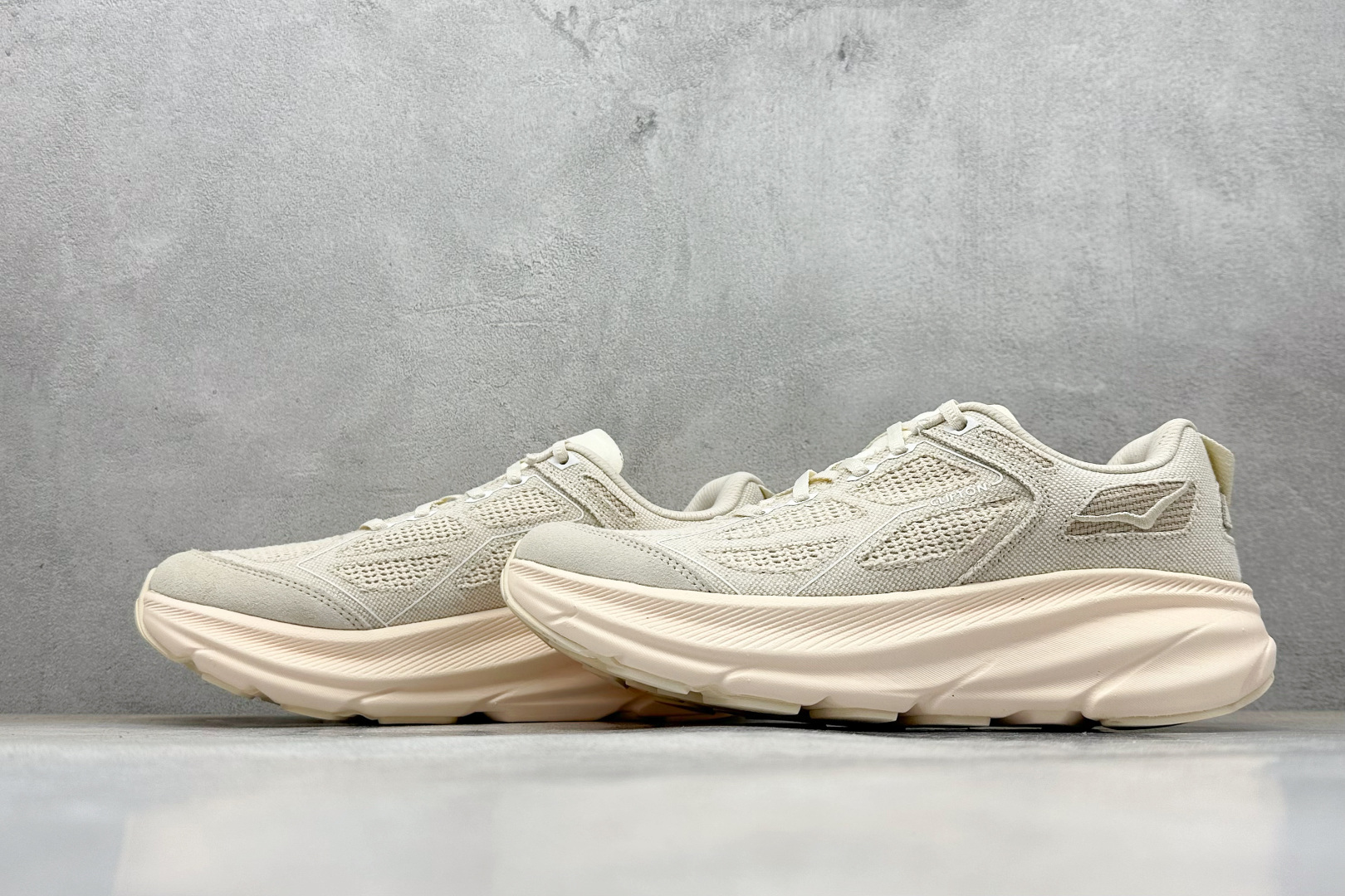 200 HOKA ONE ONE Clifton ONE9 克里夫顿9代专业性能减震公路跑步鞋 1162135/ACL-Chinese UA Cheap High Quatity Brand Clothes Bags handbags Sneakers wholesale wholesaler seller from China Factory suppliers Fashion Clothing Shoes best Quality Beautiful Price 200 HOKA ONE ONE Clifton ONE9 克里夫顿9代专业性能减震公路跑步鞋 1162135/ACL