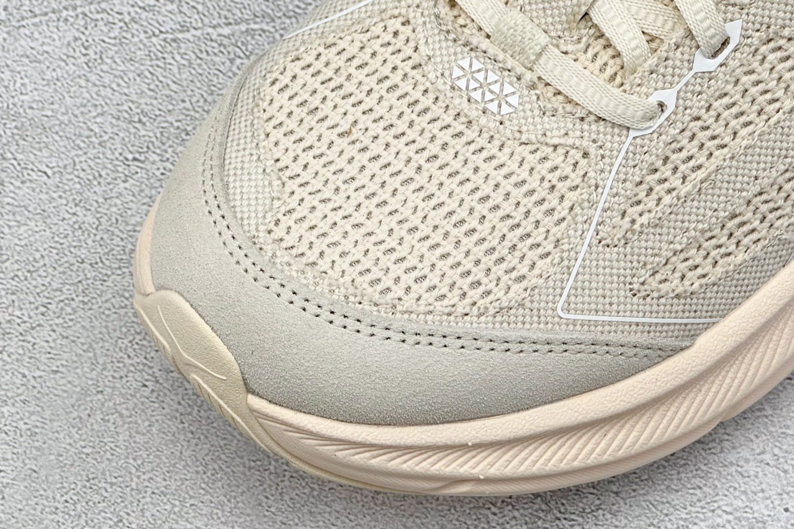 200 HOKA ONE ONE Clifton ONE9 克里夫顿9代专业性能减震公路跑步鞋 1162135/ACL-Chinese UA Cheap High Quatity Brand Clothes Bags handbags Sneakers wholesale wholesaler seller from China Factory suppliers Fashion Clothing Shoes best Quality Beautiful Price 200 HOKA ONE ONE Clifton ONE9 克里夫顿9代专业性能减震公路跑步鞋 1162135/ACL