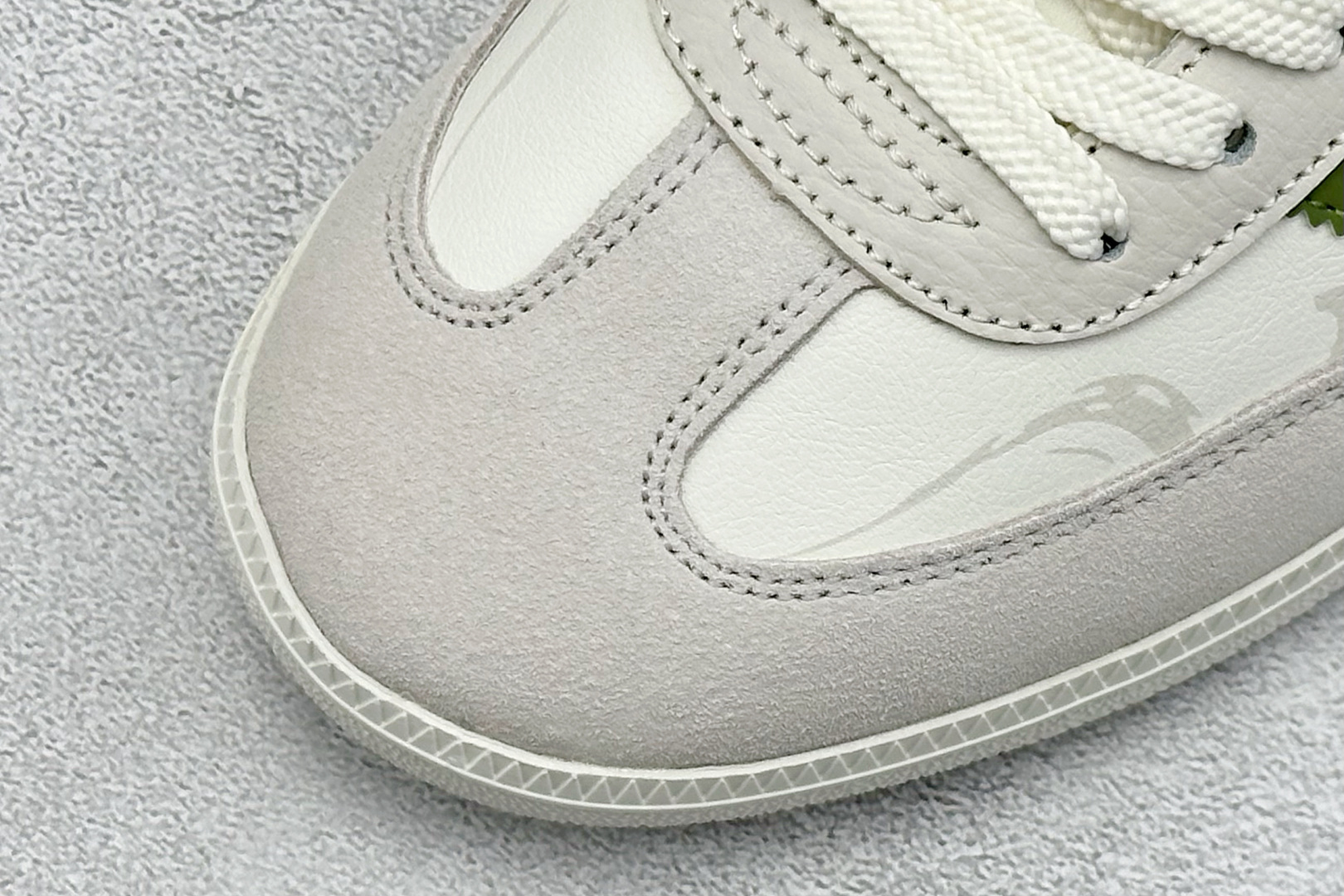 160 Adidas originals Samba x 纪梵希联名 桑巴舞系列复古经典轻便板鞋 GJ75805