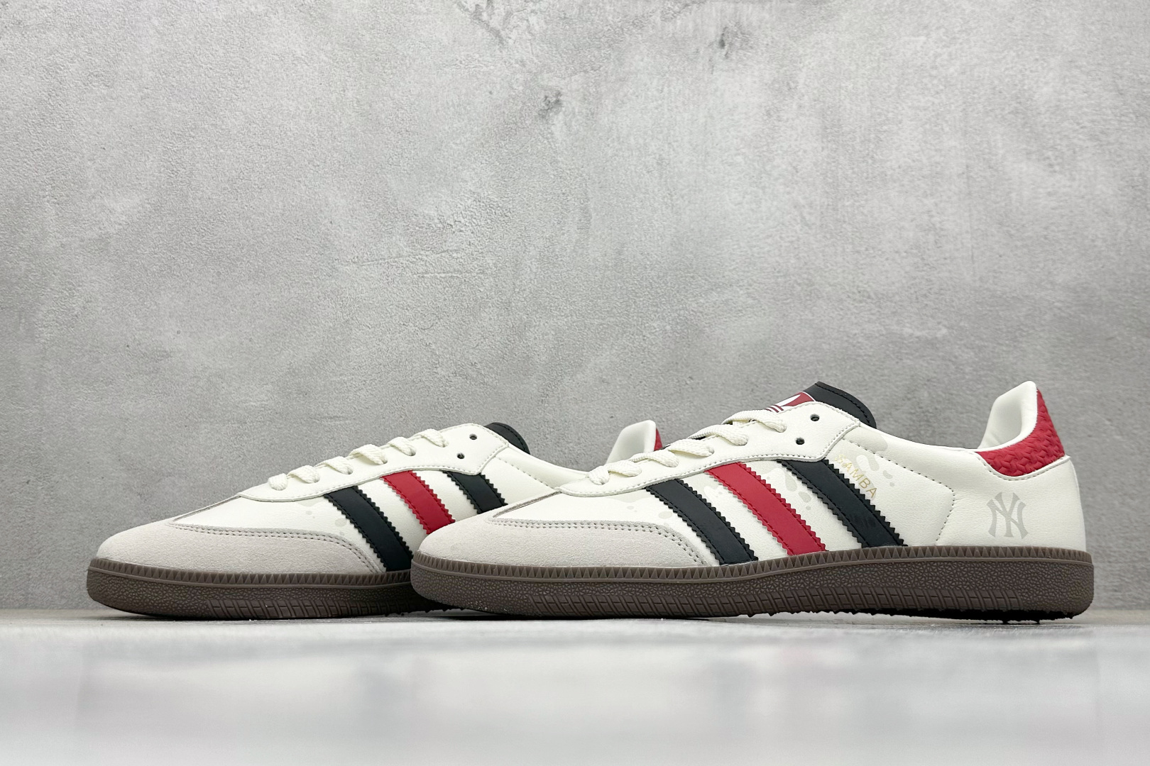 160 Adidas originals Samba x MLB联名 桑巴舞系列复古经典轻便板鞋 GJ75812-Chinese UA Cheap High Quatity Brand Clothes Bags handbags Sneakers wholesale wholesaler seller from China Factory suppliers Fashion Clothing Shoes best Quality Beautiful Price 160 Adidas originals Samba x MLB联名 桑巴舞系列复古经典轻便板鞋 GJ75812