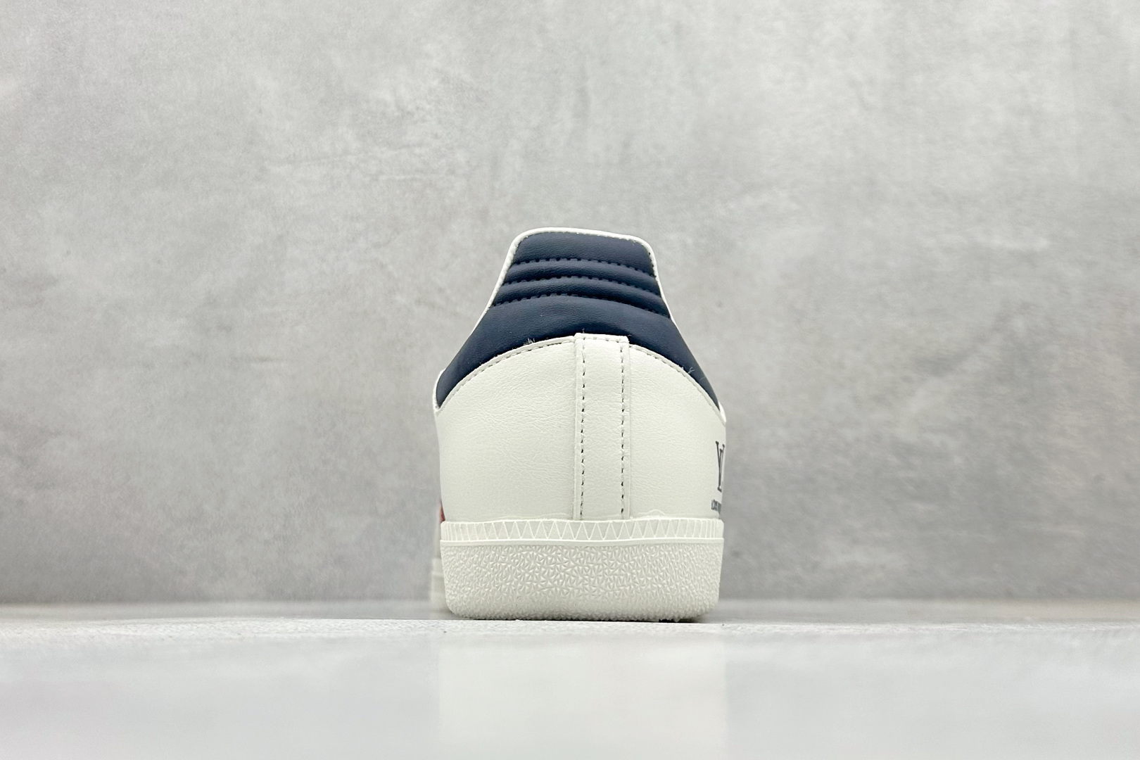 160 Adidas originals Samba x LV联名 桑巴舞系列复古经典轻便板鞋 GJ75811