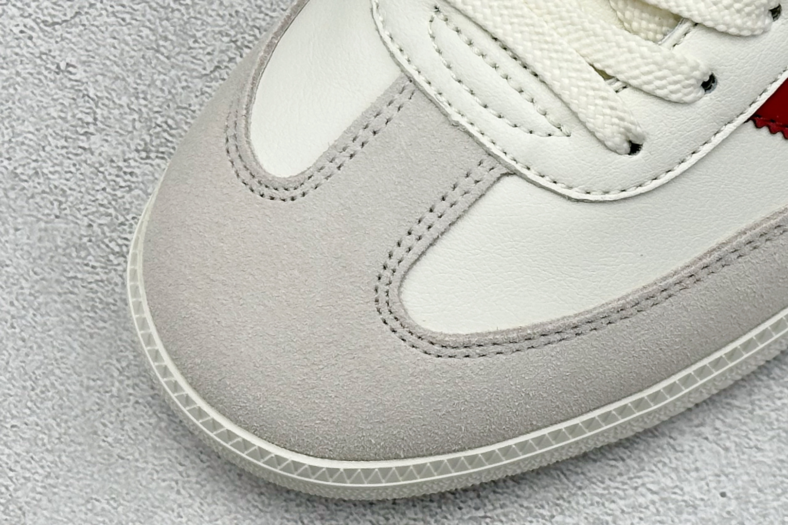 160 Adidas originals Samba x LV联名 桑巴舞系列复古经典轻便板鞋 GJ75811