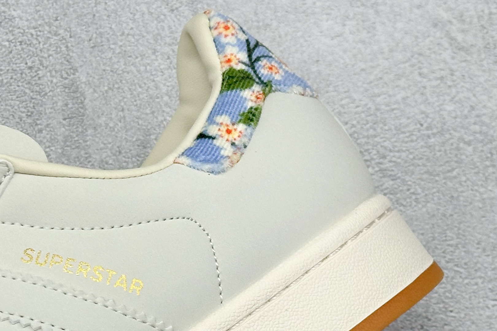 140 Adidas Originals Superstar II 贝壳头休闲板鞋 JR8865