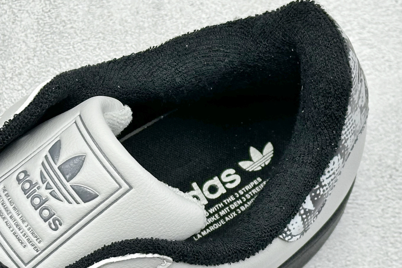 Adidas Originals Superstar II 贝壳头休闲板鞋 JR6059