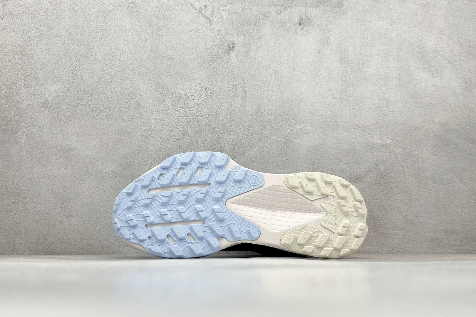 220 北面The North Face Altamesa 500 圆头系带减震耐磨低帮越野徒步鞋 NFOA83N3-7Y1