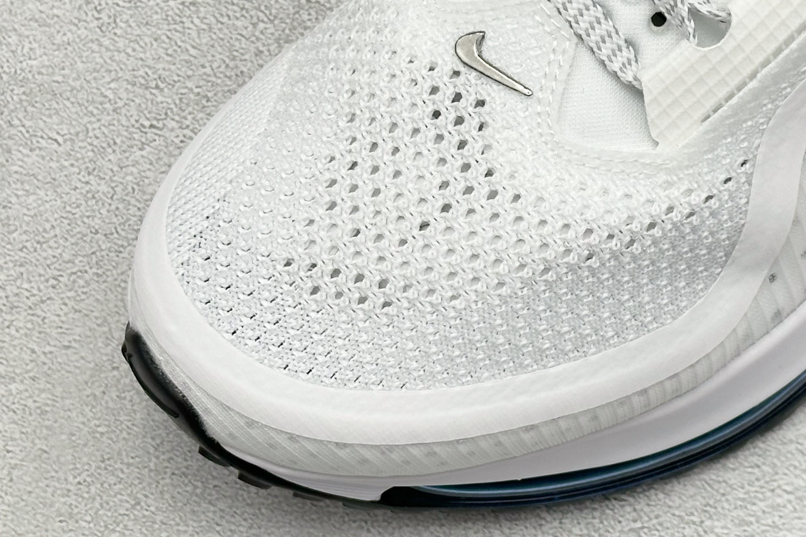 250 YH版Nike Air Zoom Pegasus Premium 耐克网面全掌气垫缓震跑鞋 HQ2592-104