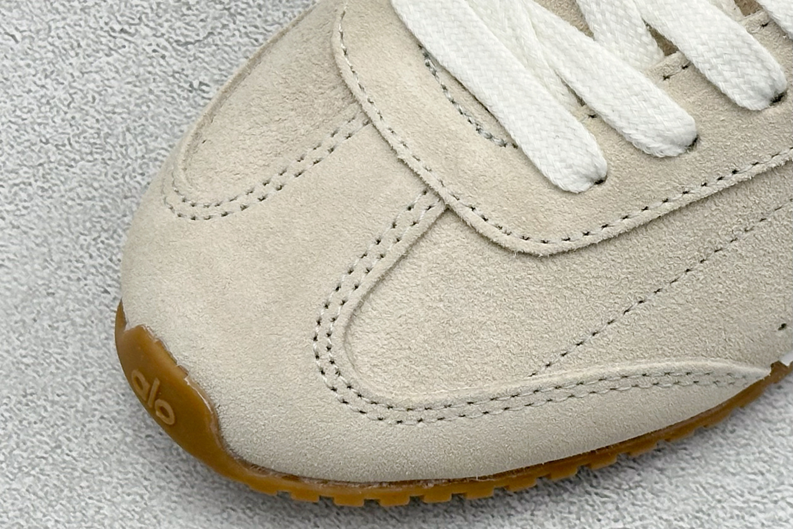 210 S版 ALO SUNSET SNEAKER 休闲城市通勤训练跑步鞋 舒适百搭 网布减震透气支撑耐磨低帮 A0891U_SANDSTONE-Chinese UA Cheap High Quatity Brand Clothes Bags handbags Sneakers wholesale wholesaler seller from China Factory suppliers Fashion Clothing Shoes best Quality Beautiful Price 210 S版 ALO SUNSET SNEAKER 休闲城市通勤训练跑步鞋 舒适百搭 网布减震透气支撑耐磨低帮 A0891U_SANDSTONE