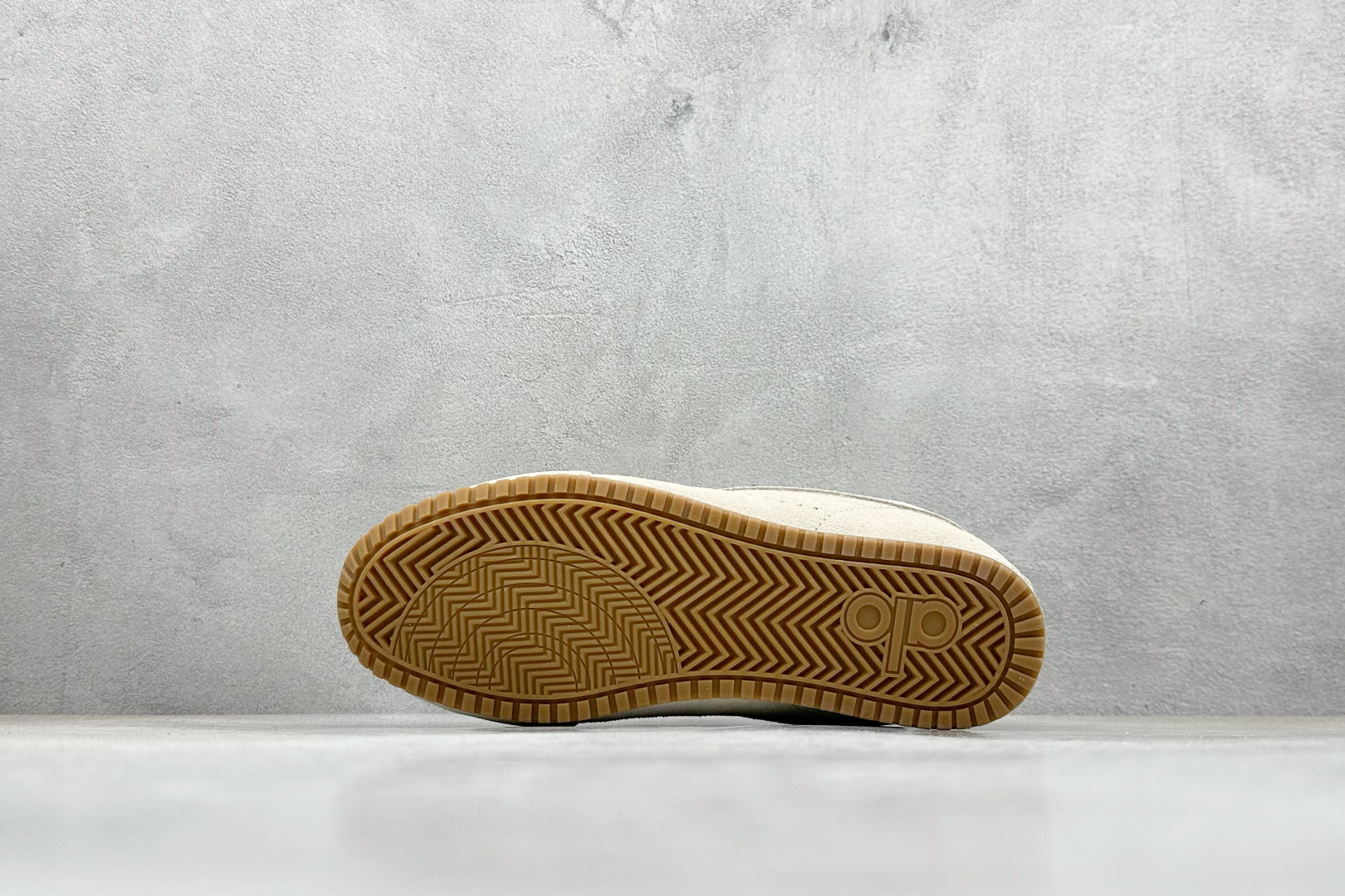 210 S版 ALO SUNSET SNEAKER 休闲城市通勤训练跑步鞋 舒适百搭 网布减震透气支撑耐磨低帮 A0891U_SANDSTONE-Chinese UA Cheap High Quatity Brand Clothes Bags handbags Sneakers wholesale wholesaler seller from China Factory suppliers Fashion Clothing Shoes best Quality Beautiful Price 210 S版 ALO SUNSET SNEAKER 休闲城市通勤训练跑步鞋 舒适百搭 网布减震透气支撑耐磨低帮 A0891U_SANDSTONE