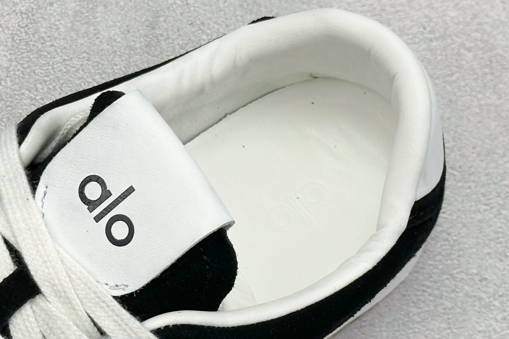 210 S版 ALO SUNSET SNEAKER 休闲城市通勤训练跑步鞋 A0891U-Black