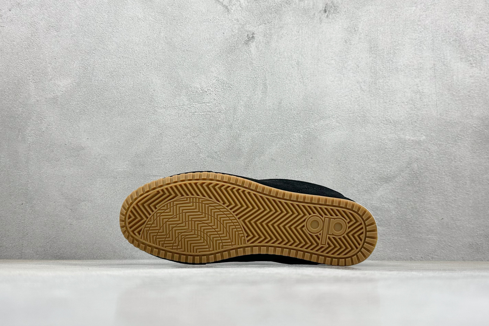 210 S版 ALO SUNSET SNEAKER 休闲城市通勤训练跑步鞋 A0891U-Black