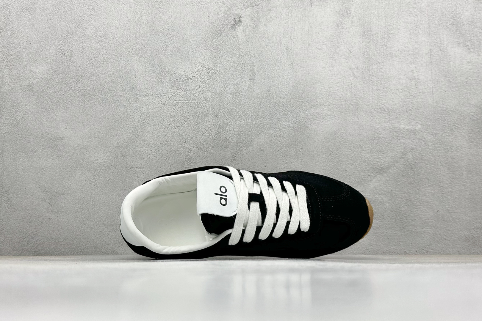 210 S版 ALO SUNSET SNEAKER 休闲城市通勤训练跑步鞋 A0891U-Black