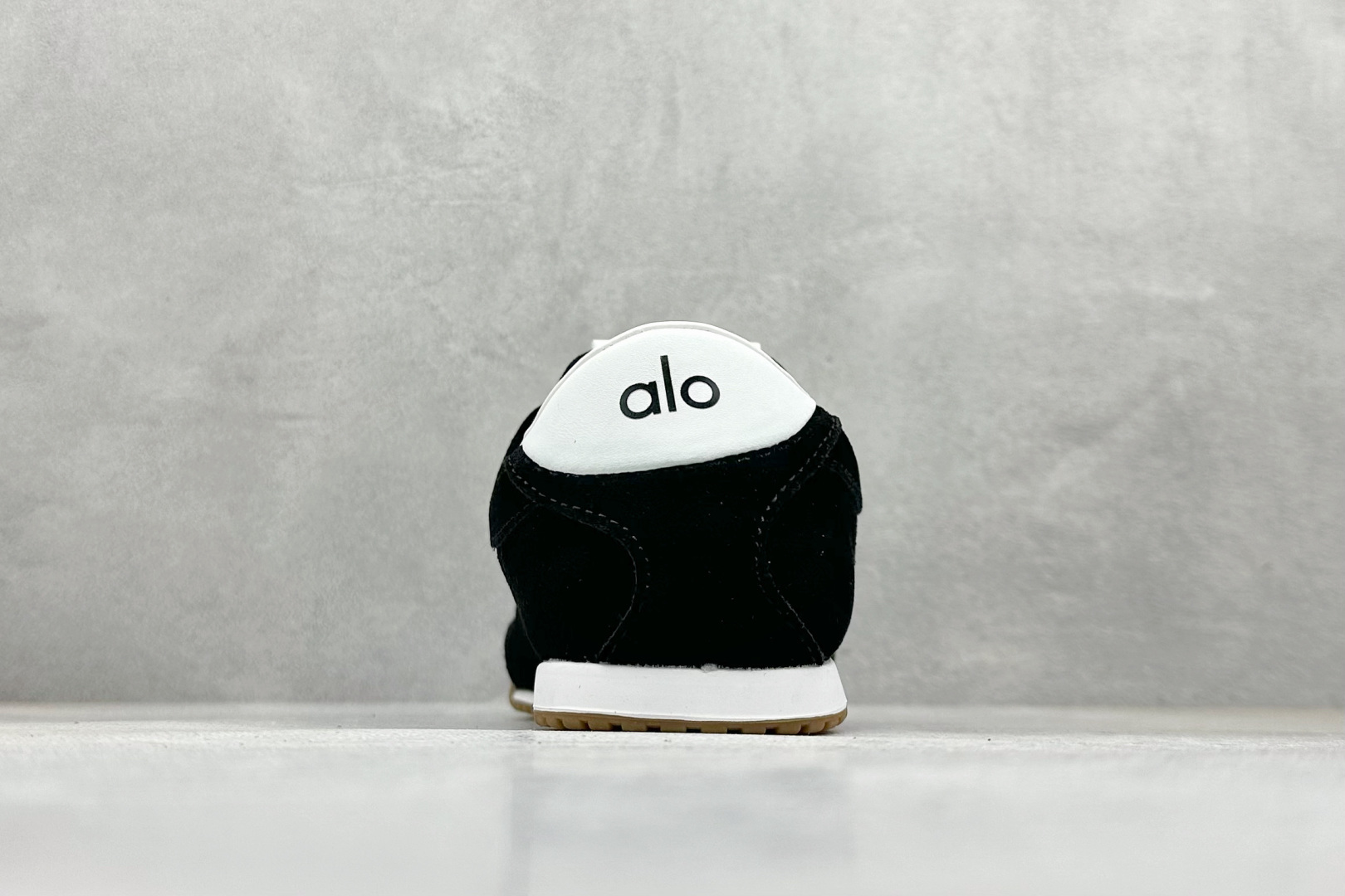 210 S版 ALO SUNSET SNEAKER 休闲城市通勤训练跑步鞋 A0891U-Black