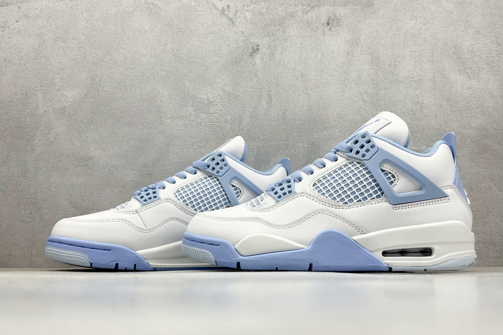 300 新F版Air Jordan AJ4 Retro 白蓝 中帮篮球鞋 HV0823-100