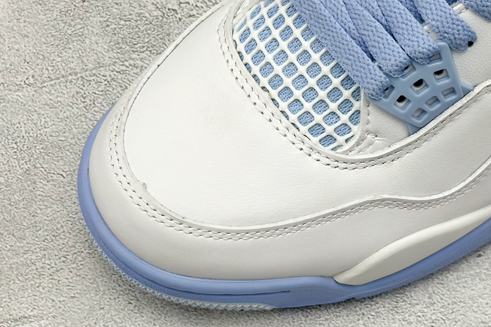 300 新F版Air Jordan AJ4 Retro 白蓝 中帮篮球鞋 HV0823-100