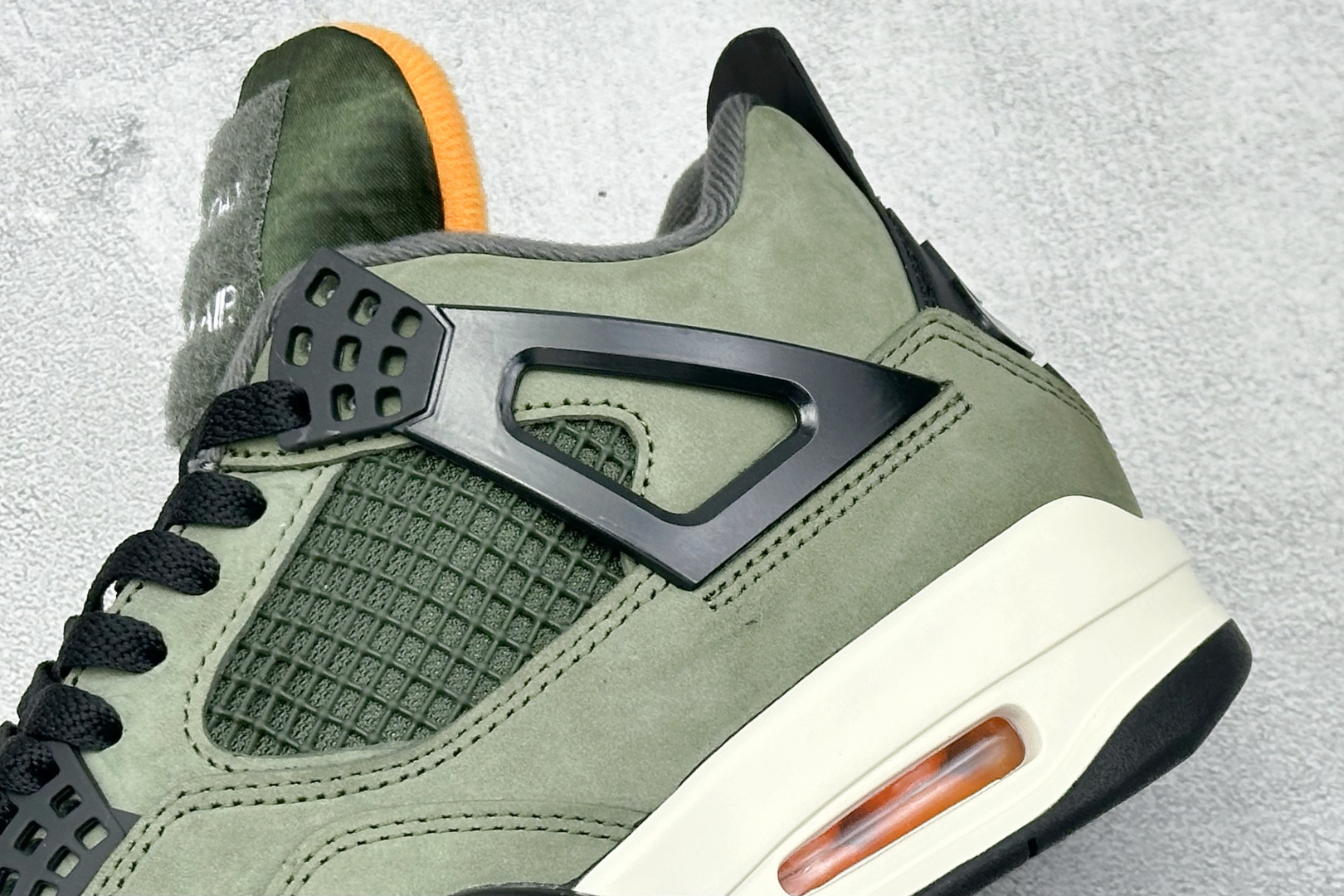 300 新F版Air Jordan AJ4 Retro 军绿 中帮篮球鞋 IB1854-200