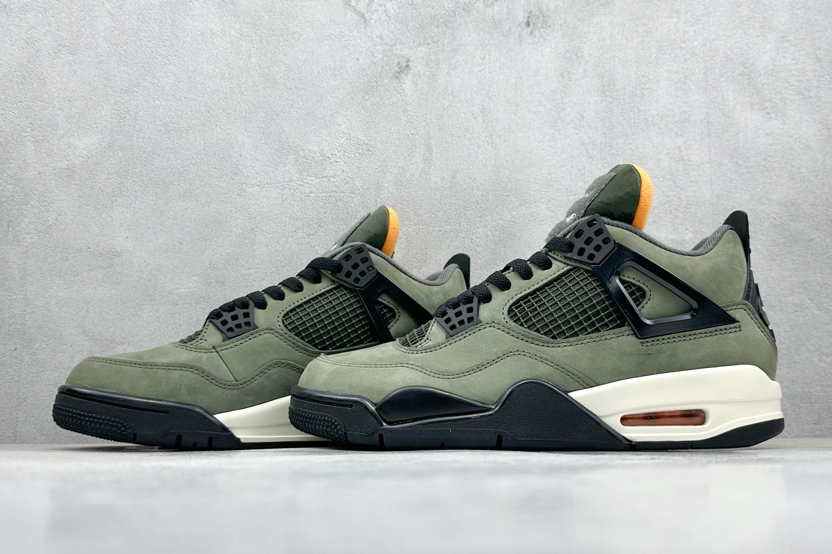 300 新F版Air Jordan AJ4 Retro 军绿 中帮篮球鞋 IB1854-200