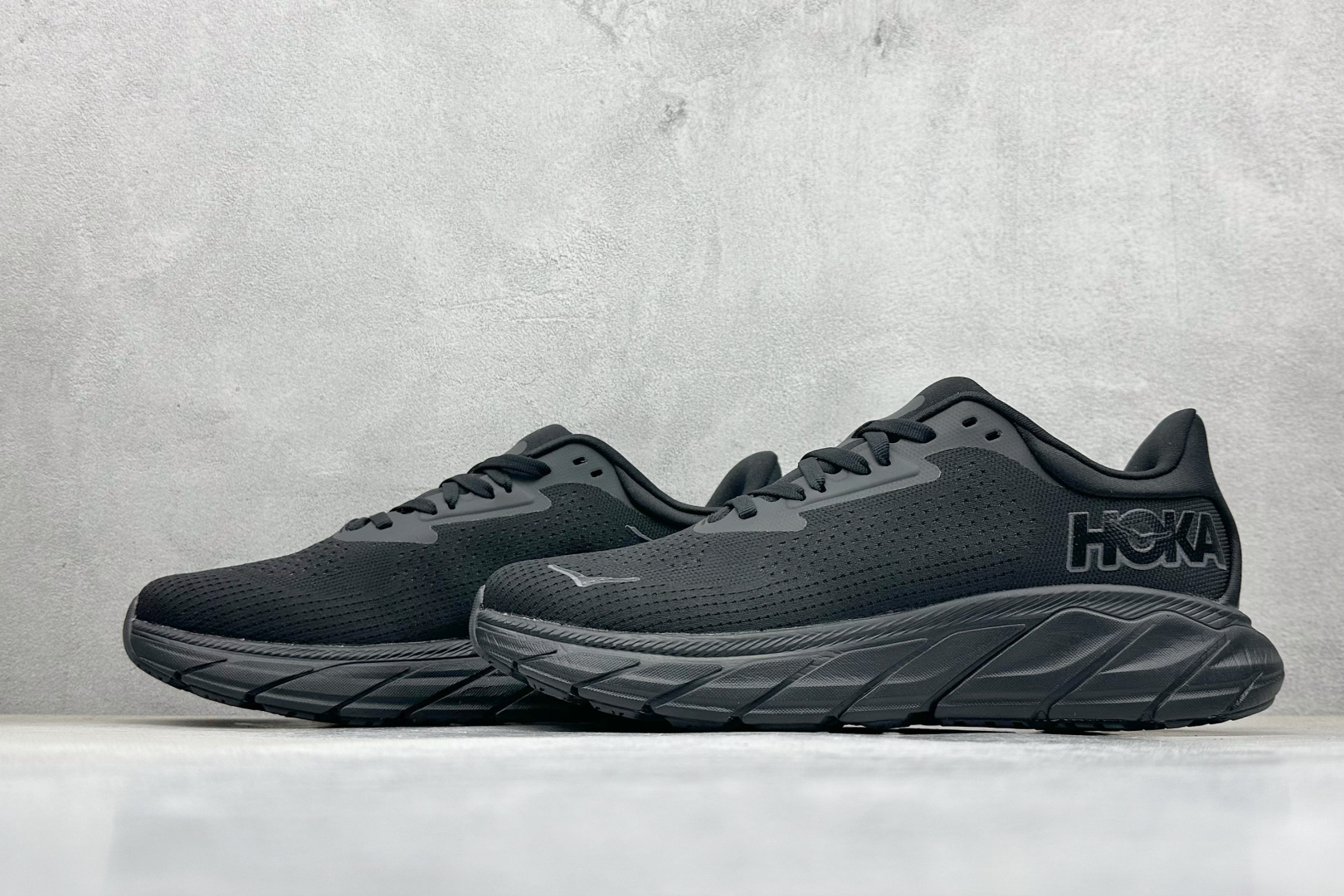 180 BF版HOKA ONE ONE M ARAHI 7 低帮专业越野跑步鞋 1147850-BBLC-Chinese UA Cheap High Quatity Brand Clothes Bags handbags Sneakers wholesale wholesaler seller from China Factory suppliers Fashion Clothing Shoes best Quality Beautiful Price 180 BF版HOKA ONE ONE M ARAHI 7 低帮专业越野跑步鞋 1147850-BBLC