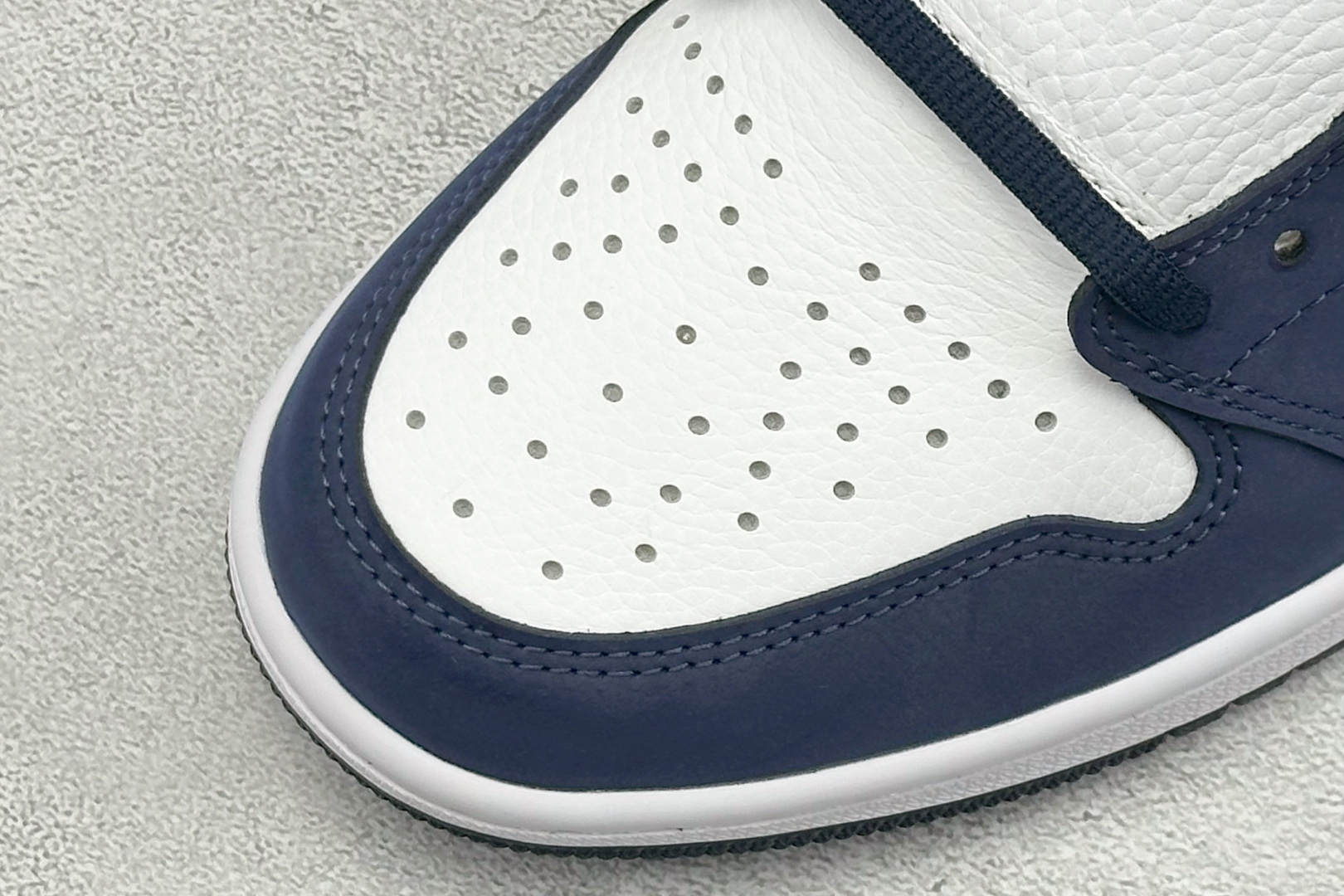 260 新F版AIR Jordan 1 RETRO HIGH 高帮 海军蓝 DC1788-100