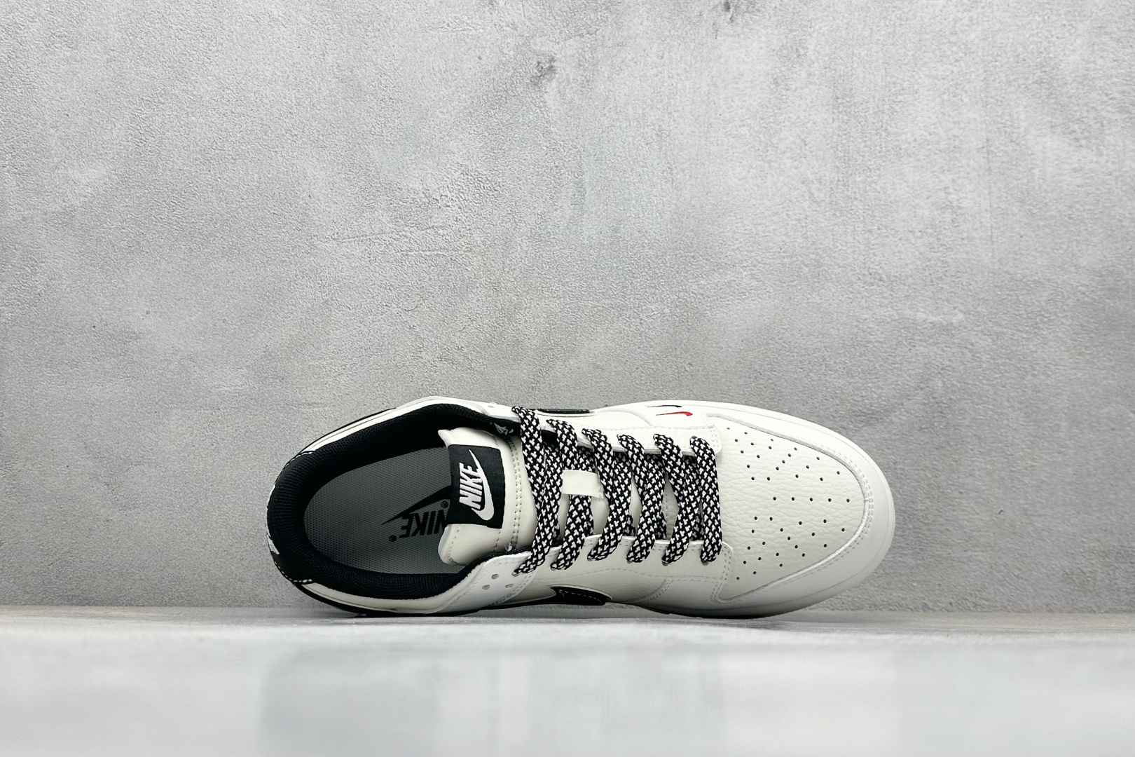 280 XC版Nike SB Dunk Low 双色小勾 周年高端定制 低帮休闲板鞋 CS1688-132-Chinese UA Cheap High Quatity Brand Clothes Bags handbags Sneakers wholesale wholesaler seller from China Factory suppliers Fashion Clothing Shoes best Quality Beautiful Price 280 XC版Nike SB Dunk Low 双色小勾 周年高端定制 低帮休闲板鞋 CS1688-132