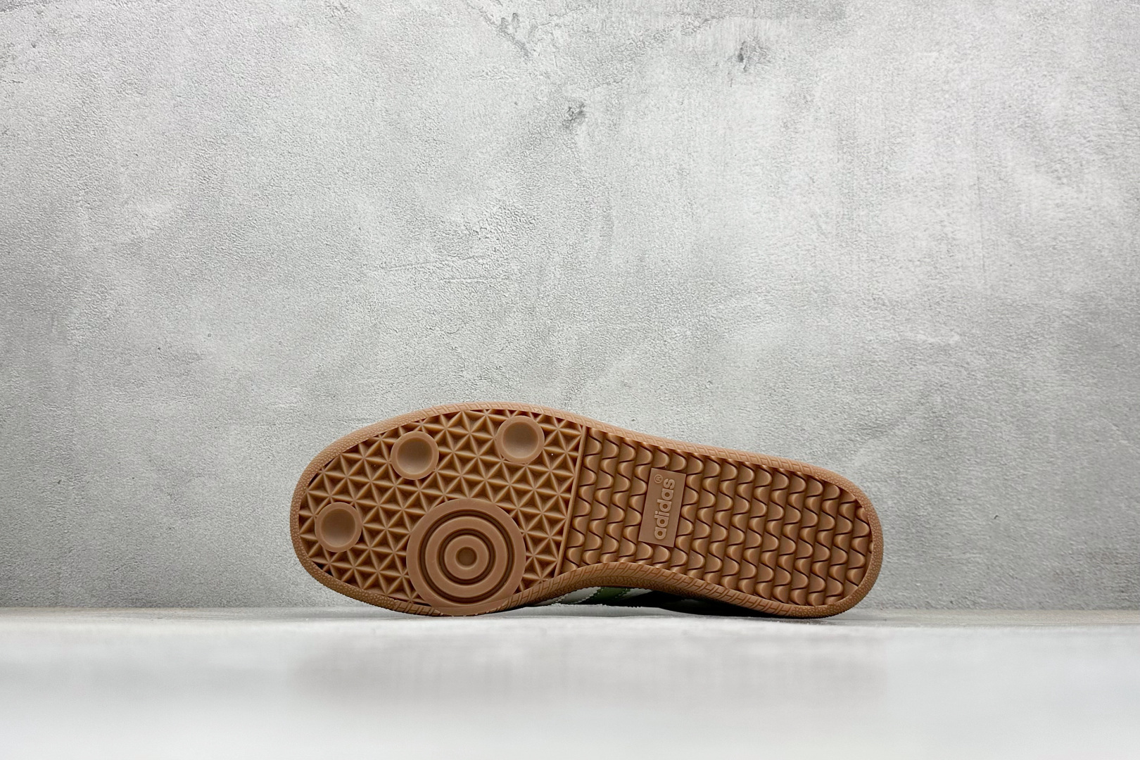 160 Adidas originals Samba x LV联名 桑巴舞系列复古经典轻便板鞋 GJ75809-Chinese UA Cheap High Quatity Brand Clothes Bags handbags Sneakers wholesale wholesaler seller from China Factory suppliers Fashion Clothing Shoes best Quality Beautiful Price 160 Adidas originals Samba x LV联名 桑巴舞系列复古经典轻便板鞋 GJ75809