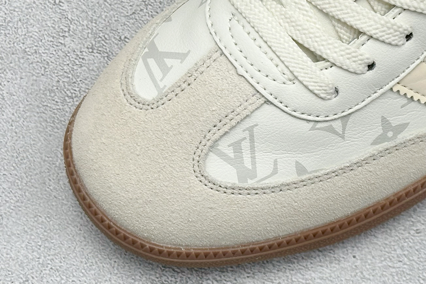 160 Adidas originals Samba x LV联名 桑巴舞系列复古经典轻便板鞋 GJ75809-Chinese UA Cheap High Quatity Brand Clothes Bags handbags Sneakers wholesale wholesaler seller from China Factory suppliers Fashion Clothing Shoes best Quality Beautiful Price 160 Adidas originals Samba x LV联名 桑巴舞系列复古经典轻便板鞋 GJ75809