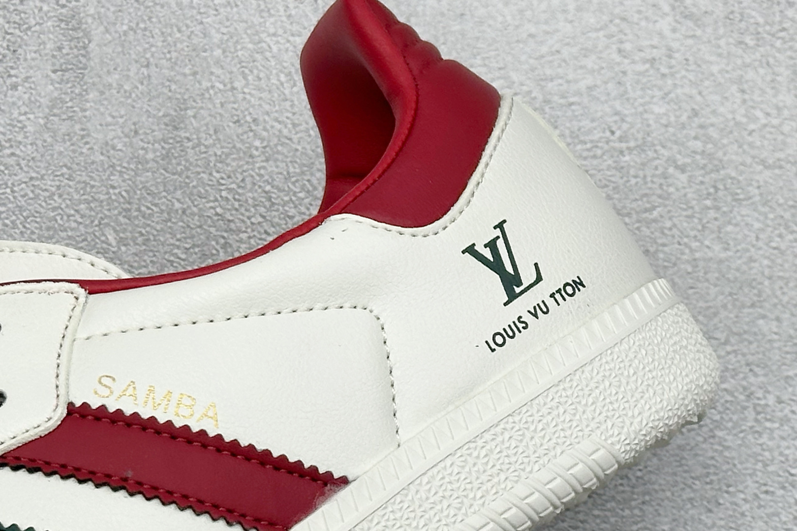 160 Adidas originals Samba x LV联名 桑巴舞系列复古经典轻便板鞋 GJ75801