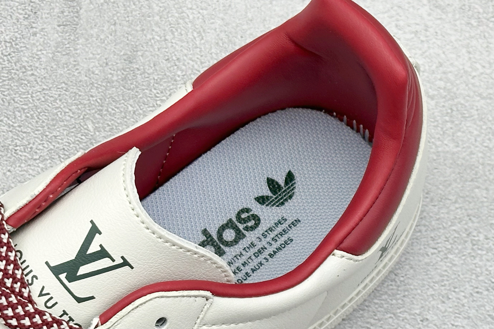 160 Adidas originals Samba x LV联名 桑巴舞系列复古经典轻便板鞋 GJ75801