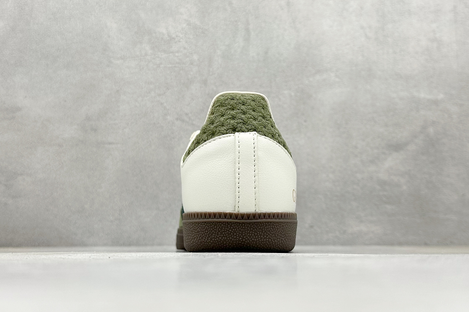 160 Adidas originals Samba x 古驰联名 桑巴舞系列复古经典轻便板鞋 GJ75809-Chinese UA Cheap High Quatity Brand Clothes Bags handbags Sneakers wholesale wholesaler seller from China Factory suppliers Fashion Clothing Shoes best Quality Beautiful Price 160 Adidas originals Samba x 古驰联名 桑巴舞系列复古经典轻便板鞋 GJ75809