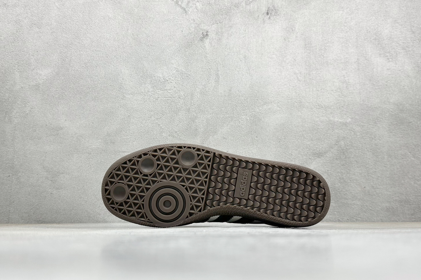 160 Adidas originals Samba x 古驰联名 桑巴舞系列复古经典轻便板鞋 GJ75809-Chinese UA Cheap High Quatity Brand Clothes Bags handbags Sneakers wholesale wholesaler seller from China Factory suppliers Fashion Clothing Shoes best Quality Beautiful Price 160 Adidas originals Samba x 古驰联名 桑巴舞系列复古经典轻便板鞋 GJ75809