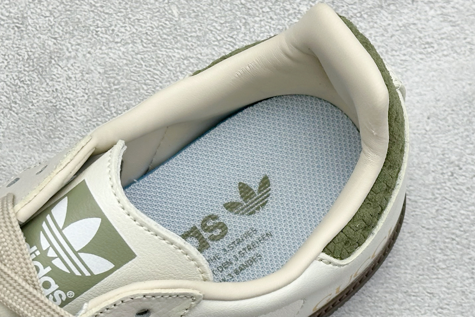 160 Adidas originals Samba x 古驰联名 桑巴舞系列复古经典轻便板鞋 GJ75809-Chinese UA Cheap High Quatity Brand Clothes Bags handbags Sneakers wholesale wholesaler seller from China Factory suppliers Fashion Clothing Shoes best Quality Beautiful Price 160 Adidas originals Samba x 古驰联名 桑巴舞系列复古经典轻便板鞋 GJ75809