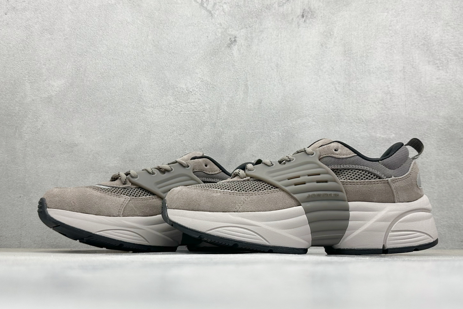 210 Jordan Trunner O/S 经典百搭 透气支撑 生活休闲鞋 IB3722-201