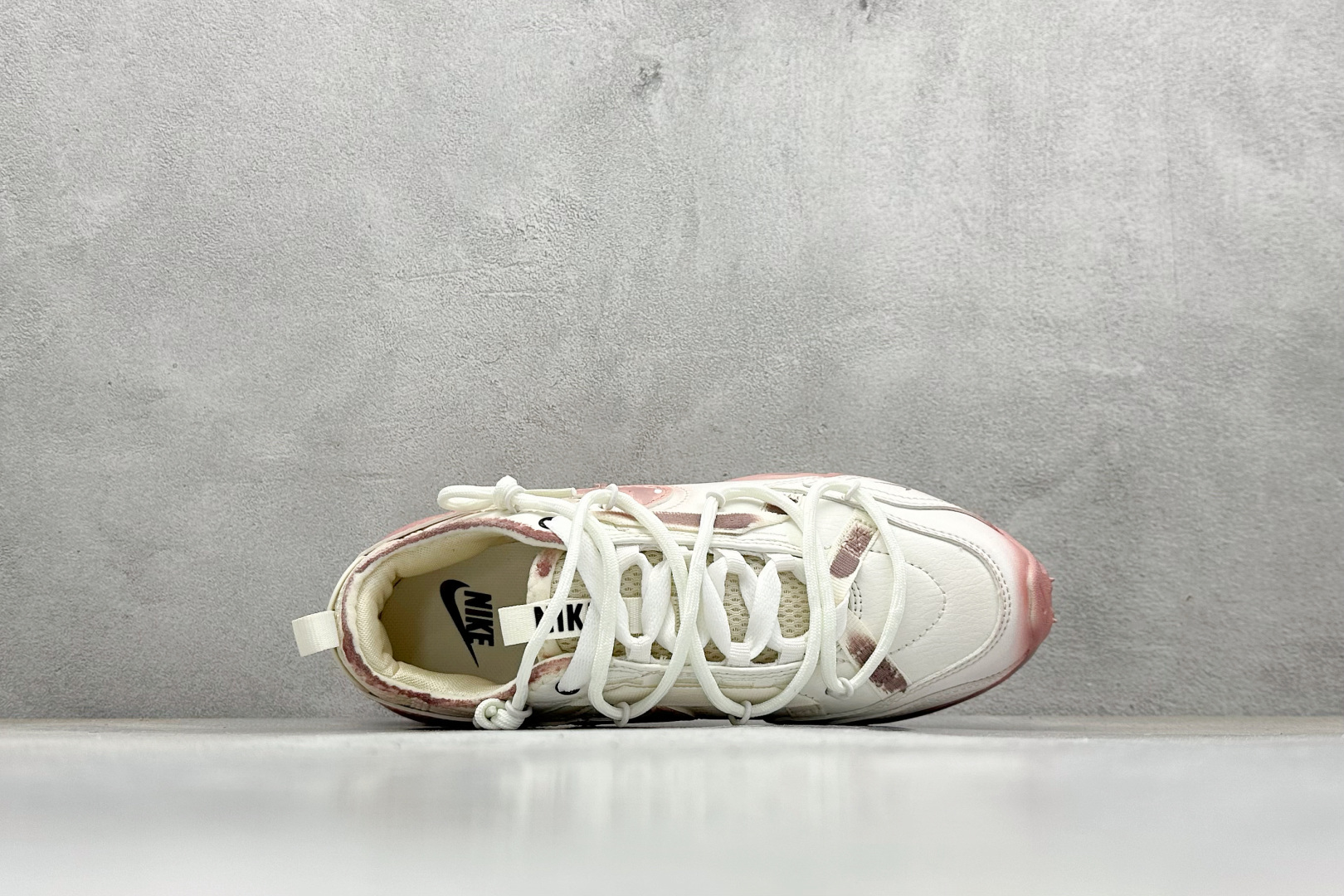 280 W NIKE TC 7900 新款老爹鞋 注入非凡时尚气息 DD9682-100-Chinese UA Cheap High Quatity Brand Clothes Bags handbags Sneakers wholesale wholesaler seller from China Factory suppliers Fashion Clothing Shoes best Quality Beautiful Price 280 W NIKE TC 7900 新款老爹鞋 注入非凡时尚气息 DD9682-100