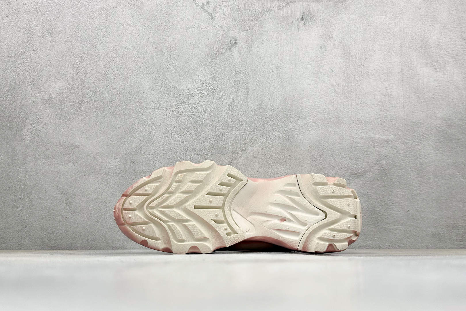 280 W NIKE TC 7900 新款老爹鞋 注入非凡时尚气息 DD9682-100-Chinese UA Cheap High Quatity Brand Clothes Bags handbags Sneakers wholesale wholesaler seller from China Factory suppliers Fashion Clothing Shoes best Quality Beautiful Price 280 W NIKE TC 7900 新款老爹鞋 注入非凡时尚气息 DD9682-100