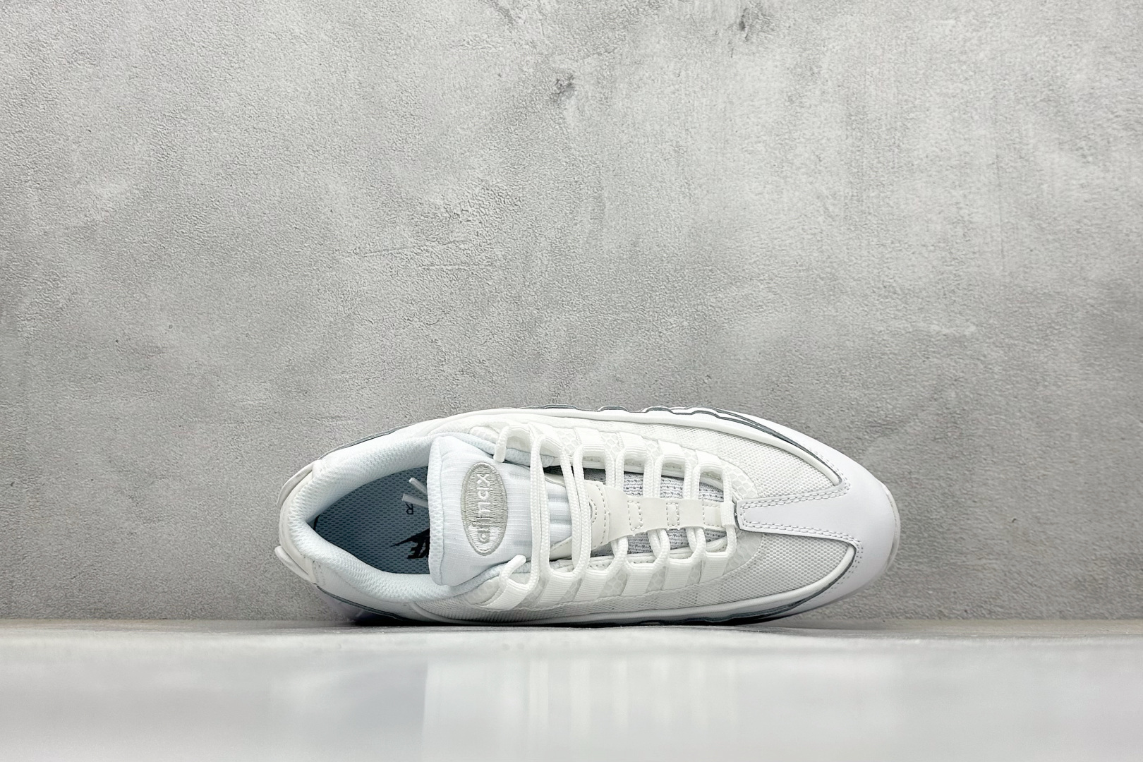 260 NIKE Air 95 潮流百搭 气垫缓震慢跑鞋 CT1268-100