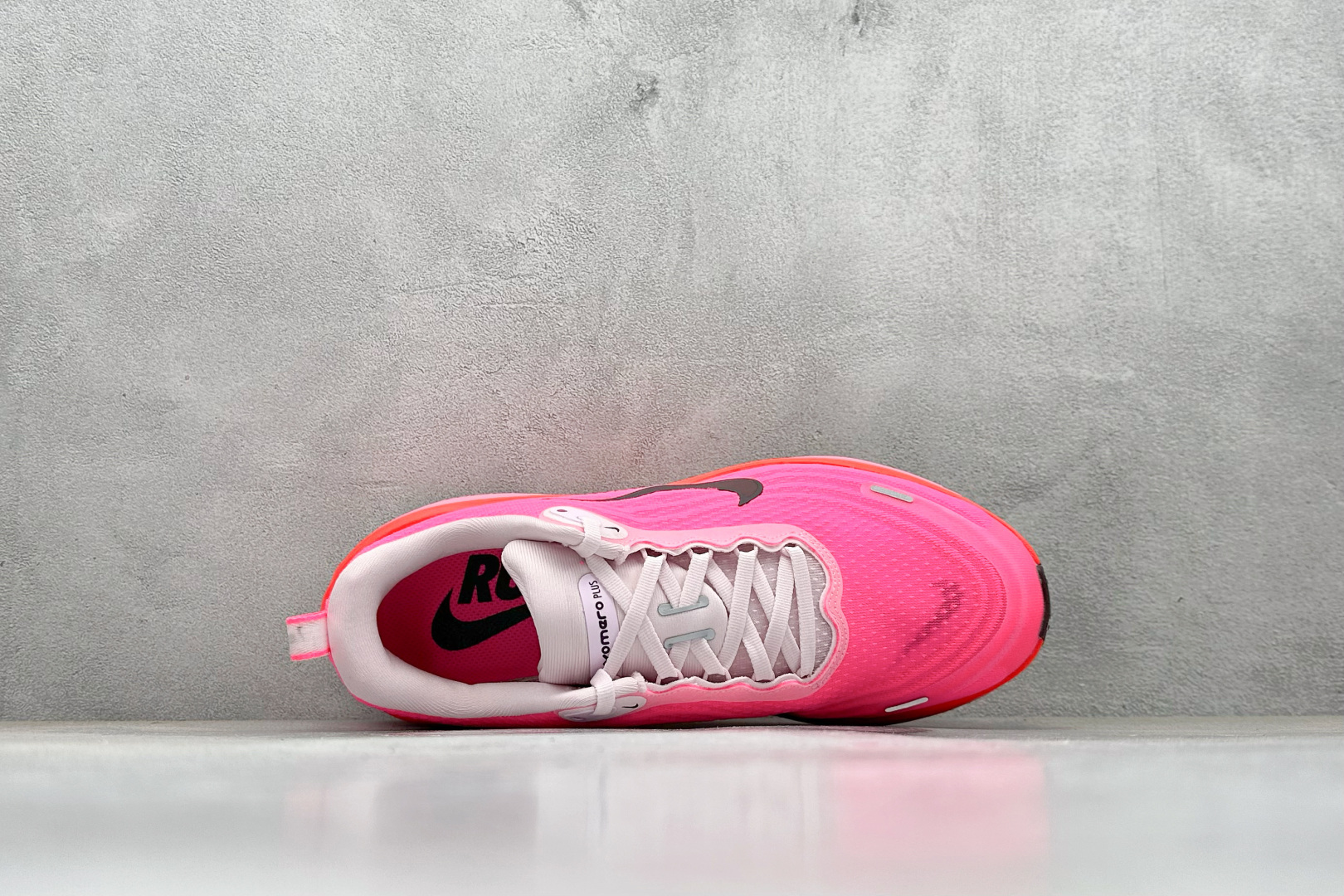 180 Nike Air Zoom Vomero Plus 耐克网面厚底气垫跑鞋 HV8154-604