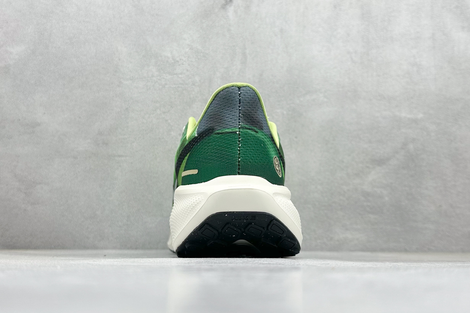 RS版Nike Air Zoom Pegasus 41 耐克网面透气轻便耐磨跑鞋#鞋面采用网布、织物、橡