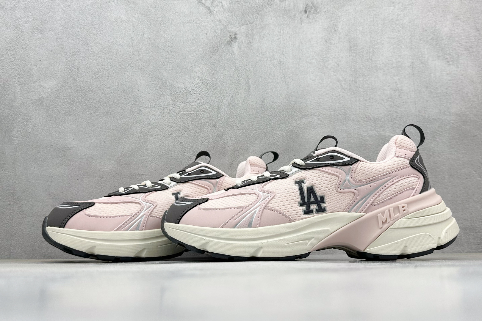 190 NY版MLB Chunky Curve Runner Speed 纽约洋基队 厚底休闲跑鞋 3ARNC055N