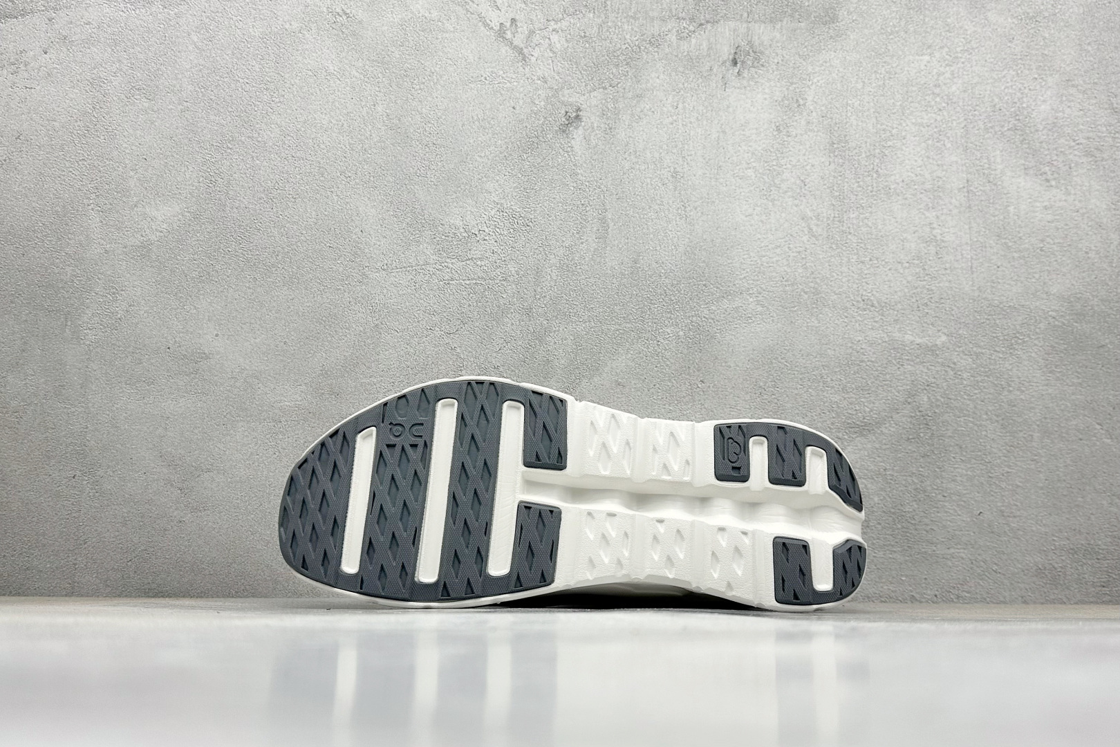 180 XD版On Cloudmonster CL昂跑减震生活休闲鞋 3ME1010