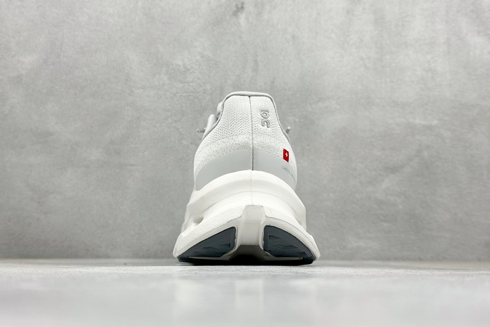 180 XD版On Cloudmonster CL昂跑减震生活休闲鞋 3ME1010