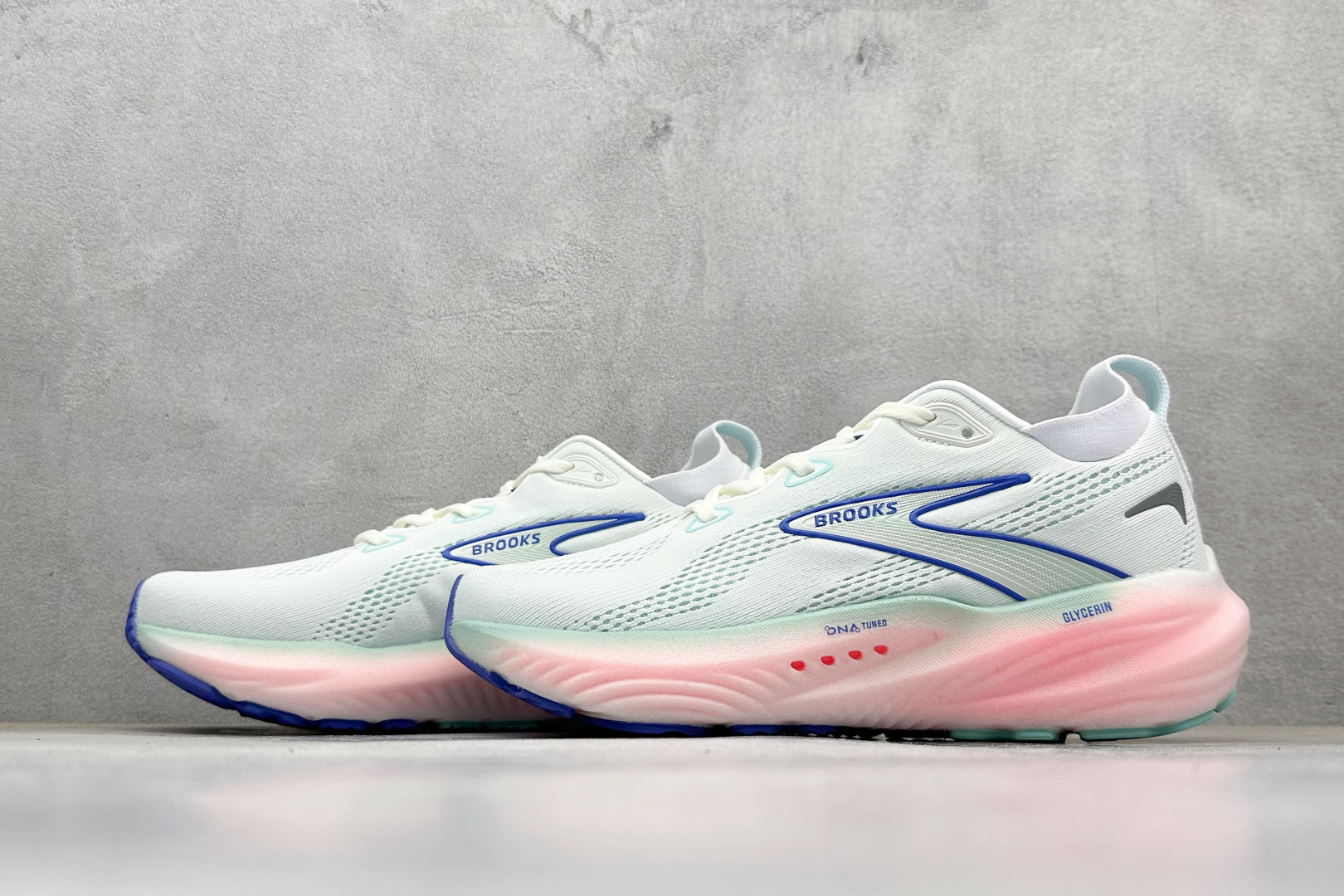 190 Z版Brooks 布鲁克斯 Glycerin 22 超弹轻盈跑步鞋 120434-1B-110