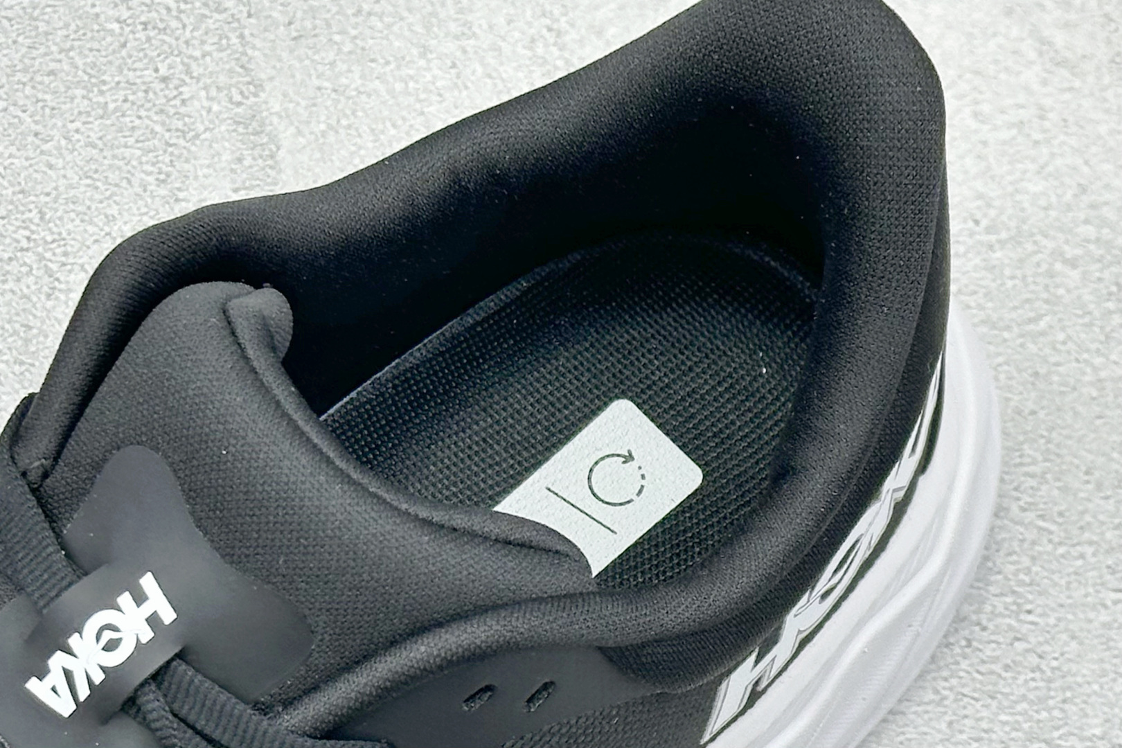 180 BF版HOKA ONE ONE M ARAHI 7 低帮专业越野跑步鞋 1147870-BWHT