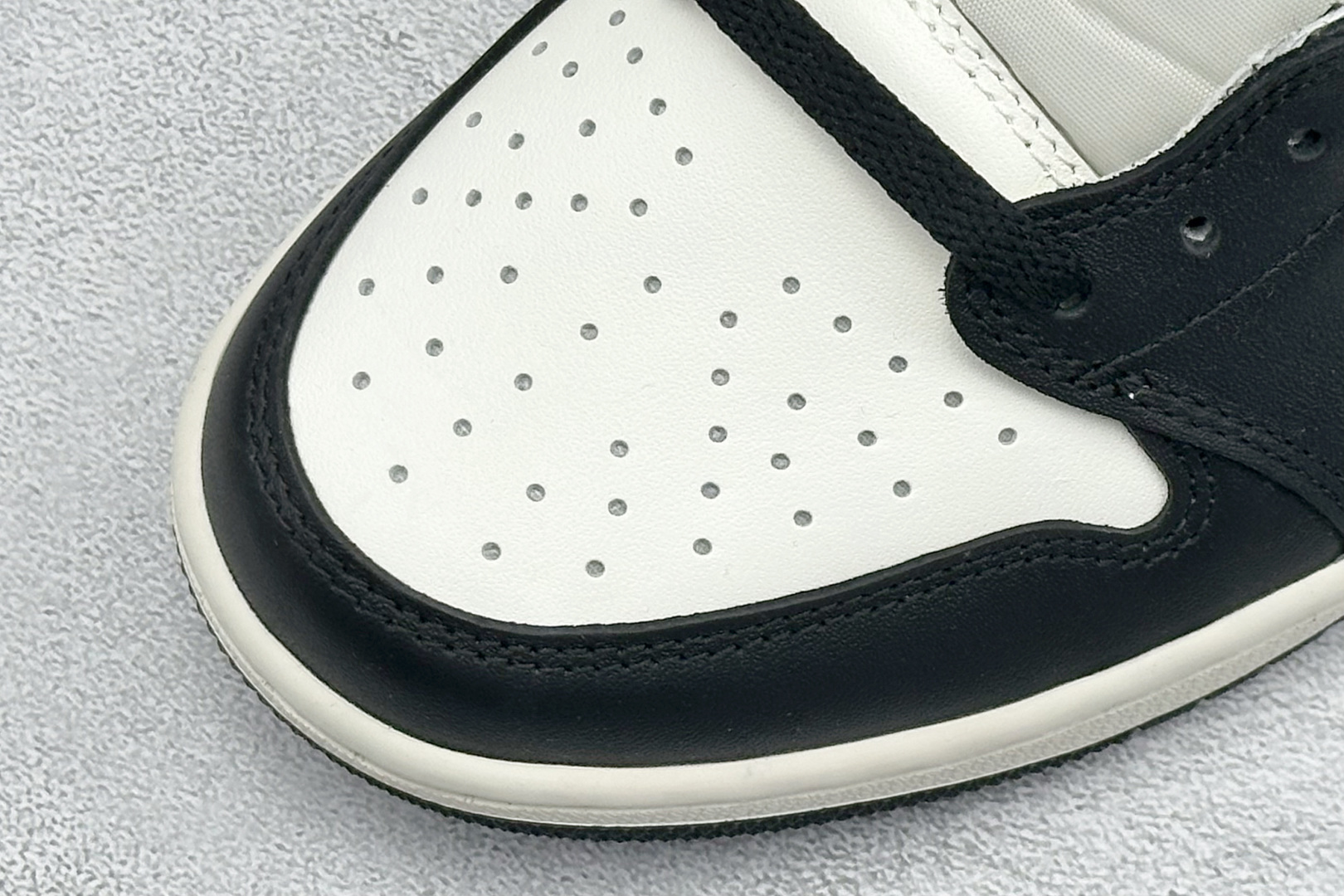 260 新F版Air Jordan 1 Low 摩卡 低帮板鞋 CZ0790-102