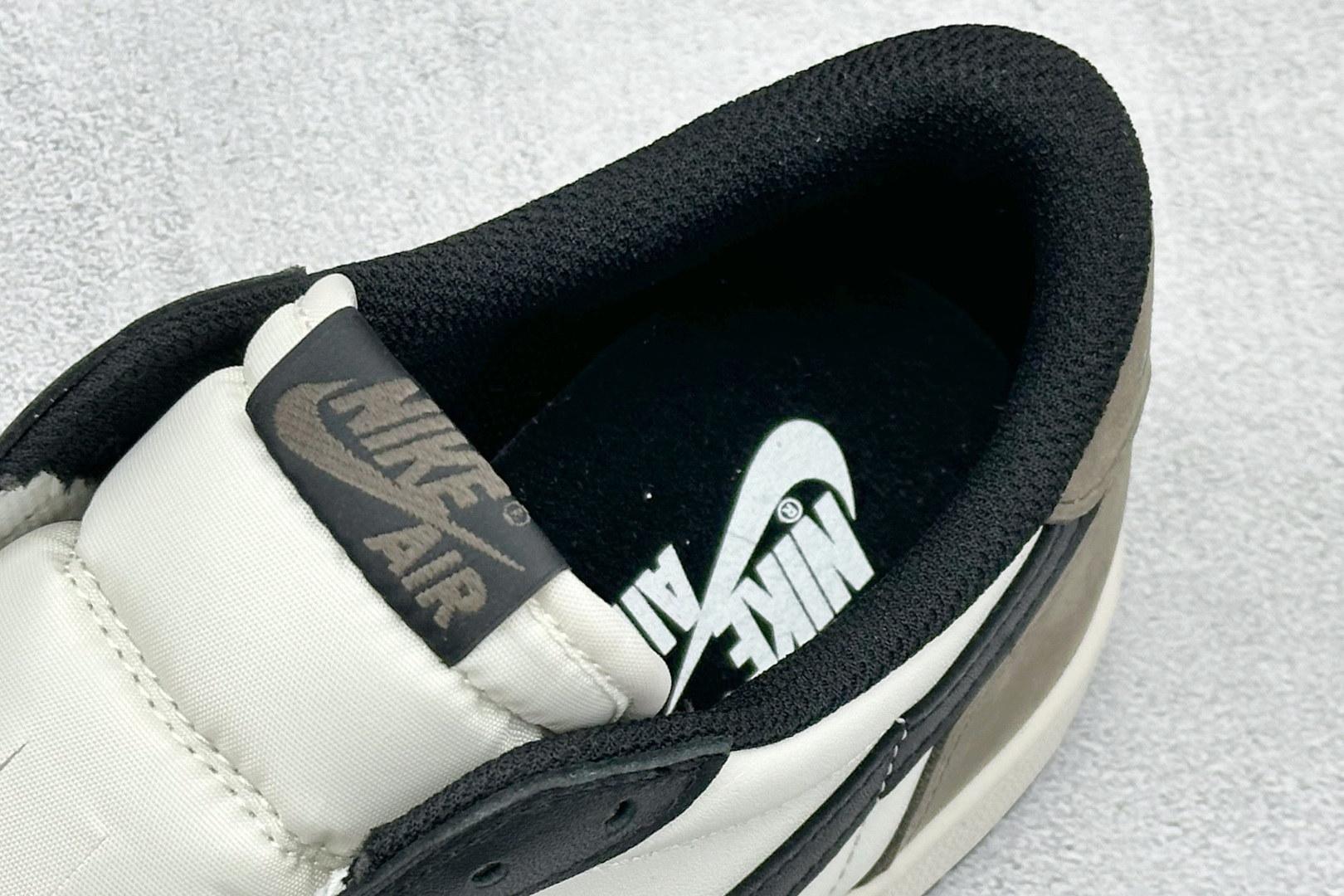 260 新F版Air Jordan 1 Low 摩卡 低帮板鞋 CZ0790-102