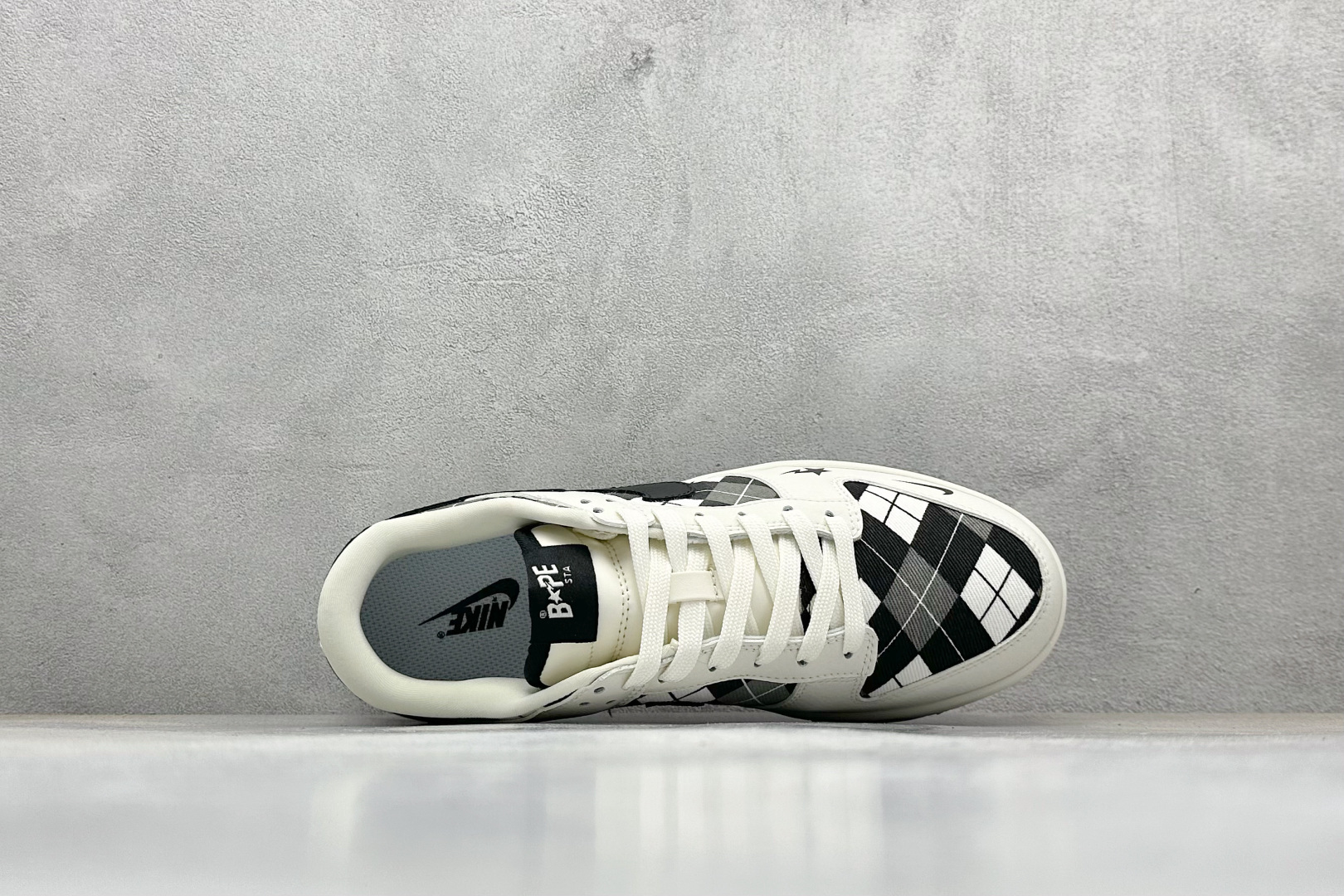 280 SC版Nike SB Dunk Low BAPE联名 白黑网格 高端定制 低帮休闲板鞋 SC0601-463