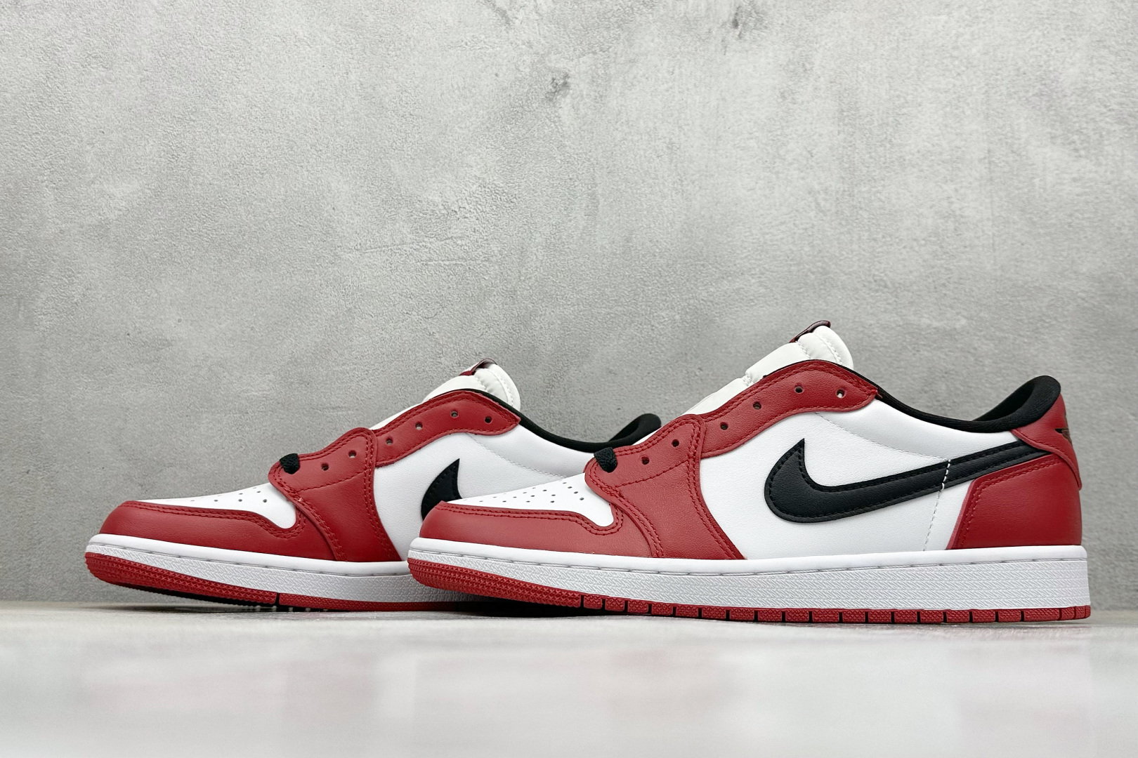 新F版Air Jordan 1 Low 芝加哥 低帮板鞋 705329-600