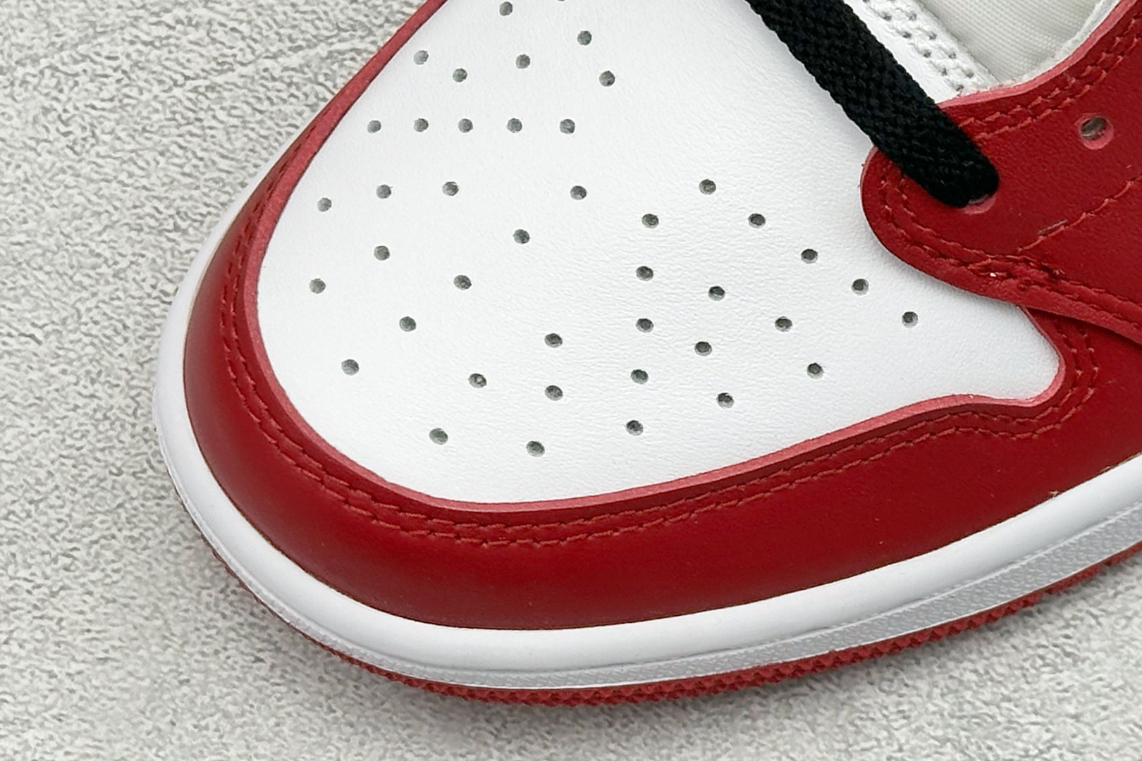 新F版Air Jordan 1 Low 芝加哥 低帮板鞋 705329-600